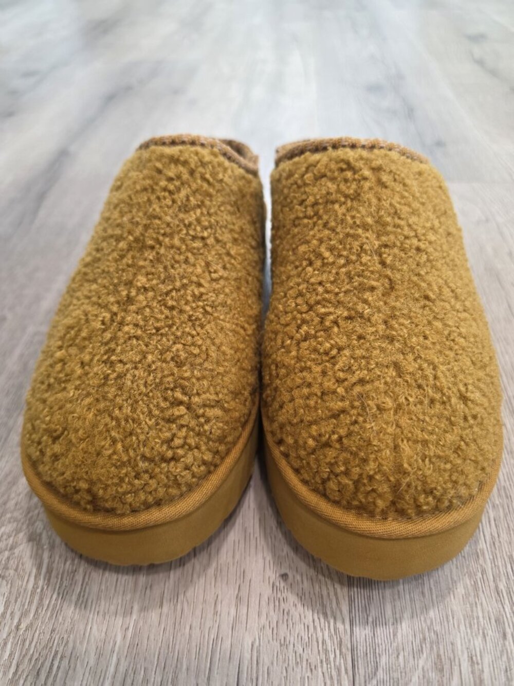 Bearpaw Women's Snuggle Martis Slippers Sz 10 WIDE Brown Faux Shearling Slip-On - Picture 3 of 10